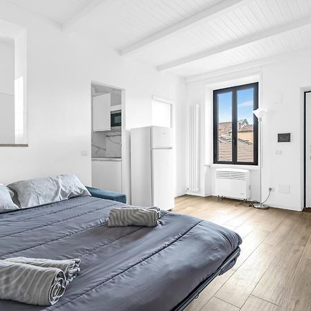 Lo3 • Navigli Chic Apartment • Милан Экстерьер фото
